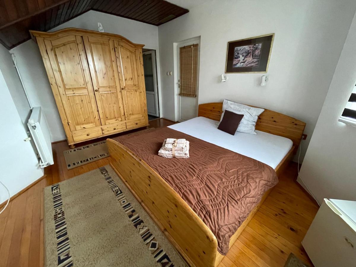 Guest House Luxotel Zrenjanin Exterior photo